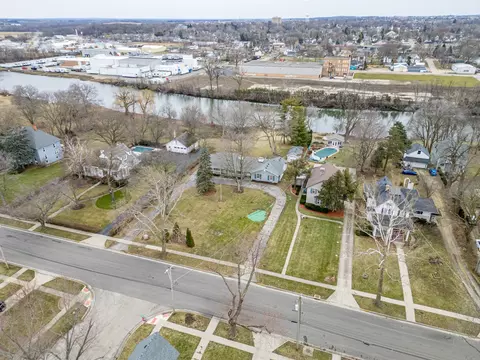 View/Area - 505 E Lincoln Ave, Belvidere, IL 61008 photo 5 of 6