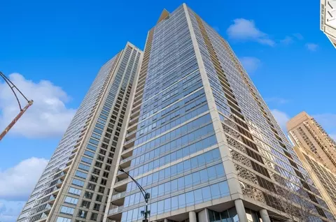 600 N Lake Shore Dr #1307, Chicago, IL 60611