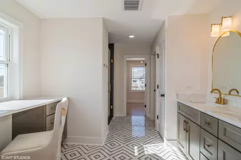 Dining - 101 Gloria Dr, Elgin, IL 60120 photo 1 of 1