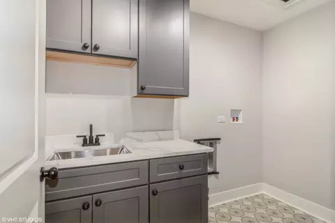 Other - 101 Gloria Dr, Elgin, IL 60120 photo 8 of 8