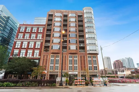720 W Randolph St #PH6, Chicago, IL 60661