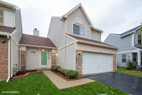 9 Redbud Ct, Lake In The Hills, IL 60156