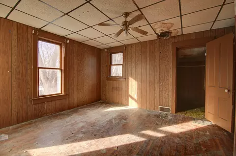 Other - 715 S Lincoln Ave, Dixon, IL 61021 photo 7 of 8