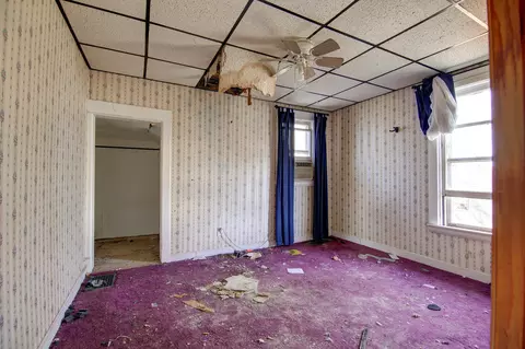 Bedroom - 715 S Lincoln Ave, Dixon, IL 61021 photo 1 of 1