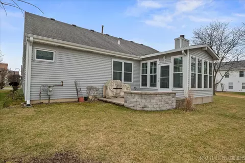 Exterior - 13810 S Hickory Ln, Plainfield, IL 60544 photo 4 of 7
