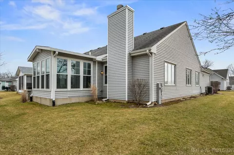 Exterior - 13810 S Hickory Ln, Plainfield, IL 60544 photo 2 of 7