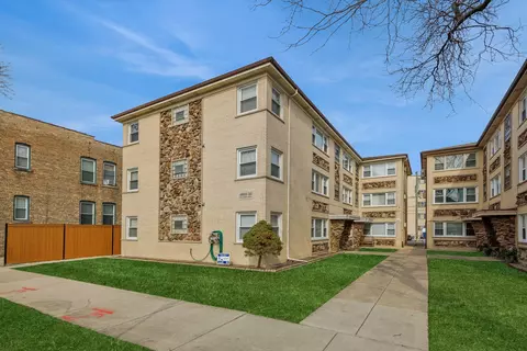 4933 N Lester Ave #3E, Chicago, IL 60630