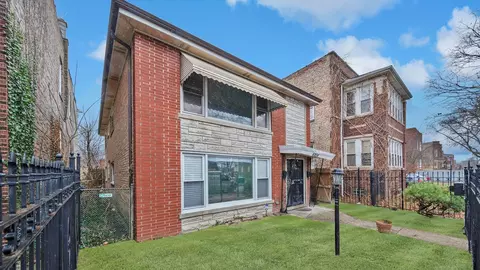Exterior - 6204 S Artesian Ave, Chicago, IL 60629 photo 2 of 3