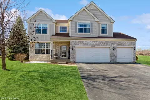 10715 Santa Fe Ct, Huntley, IL 60142