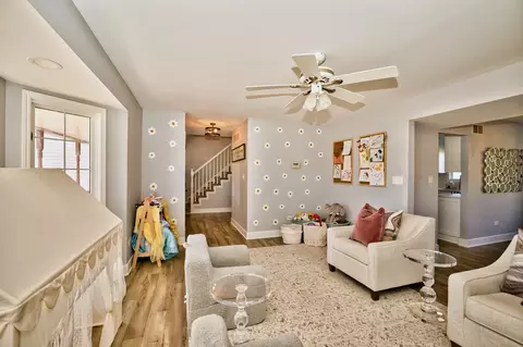 Living - 13410 Jones Ct, Plainfield, IL 60585 photo 2 of 6