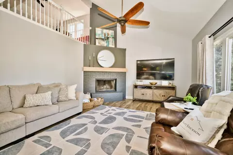 Living - 13410 Jones Ct, Plainfield, IL 60585 photo 5 of 6