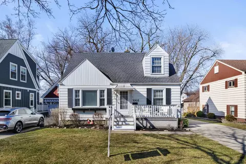 1002 S Saylor Ave, Elmhurst, IL 60126