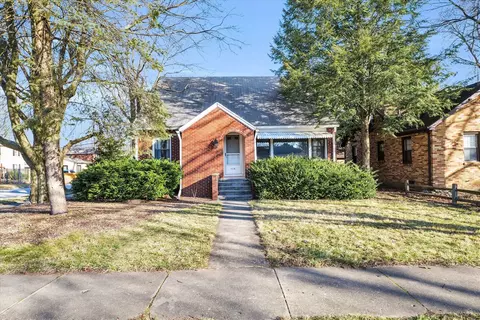 1110 W Healey St, Champaign, IL 61821