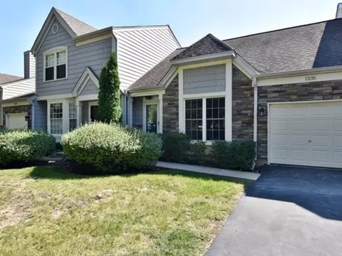 1235 Seabury Cir, Carol Stream, IL 60188
