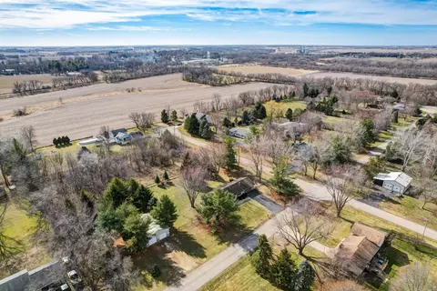 View/Area - 23621 Rita Dr, Harvard, IL 60033 photo 4 of 8