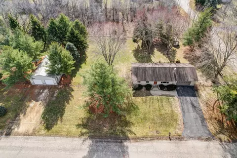 View/Area - 23621 Rita Dr, Harvard, IL 60033 photo 1 of 8