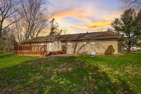 Exterior - 23621 Rita Dr, Harvard, IL 60033 photo 4 of 26