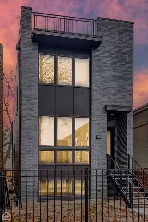 1331 N Rockwell St, Chicago, IL 60622