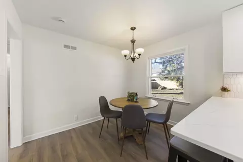 Dining - 536 E 2nd St, Lockport, IL 60441 photo 1 of 3