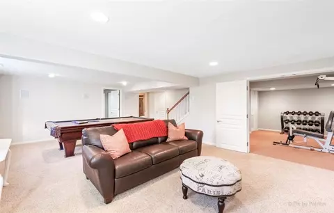 Living - 1 Waterfront Ct, Algonquin, IL 60102 photo 9 of 11