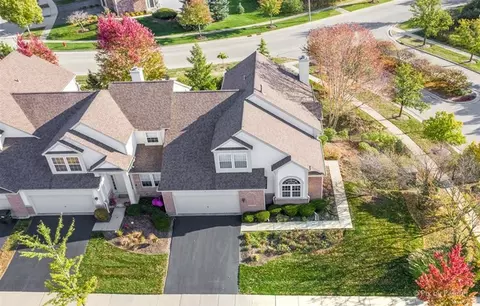 Exterior - 1 Waterfront Ct, Algonquin, IL 60102 photo 12 of 15