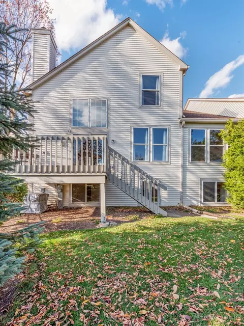 Exterior - 1 Waterfront Ct, Algonquin, IL 60102 photo 4 of 15