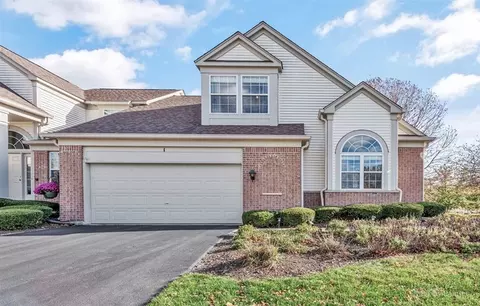 1 Waterfront Ct, Algonquin, IL 60102