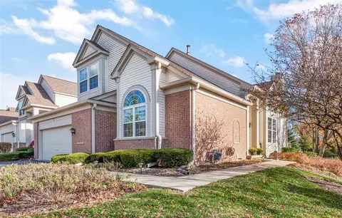 Exterior - 1 Waterfront Ct, Algonquin, IL 60102 photo 2 of 15