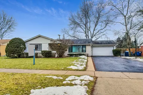 205 S Leahy Cir, Des Plaines, IL 60016