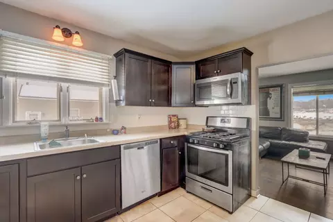 Kitchen - 560 Edwards Ave, East Dundee, IL 60118 photo 1 of 2