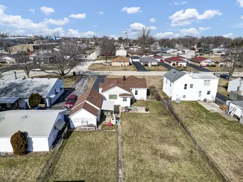 View/Area - 7419 W 75th St, Bridgeview, IL 60455 photo 2 of 6