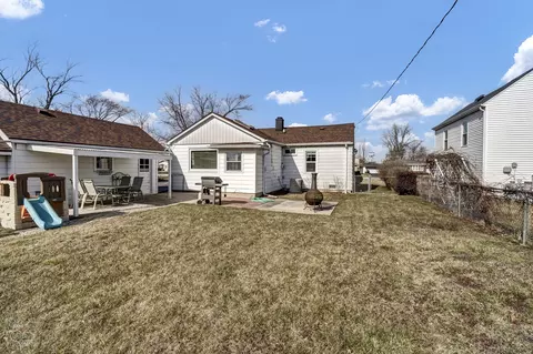 Exterior - 7419 W 75th St, Bridgeview, IL 60455 photo 3 of 11