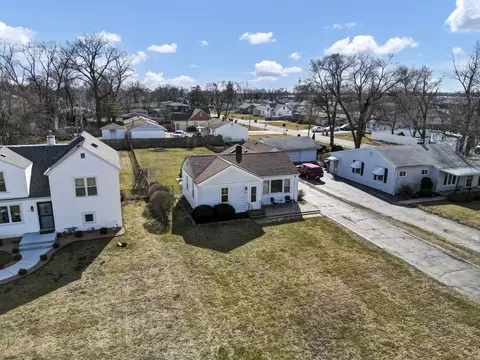 View/Area - 7419 W 75th St, Bridgeview, IL 60455 photo 5 of 6