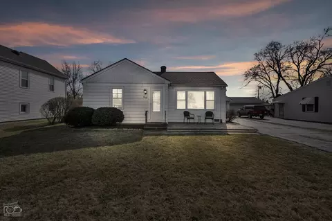 Exterior - 7419 W 75th St, Bridgeview, IL 60455 photo 11 of 11