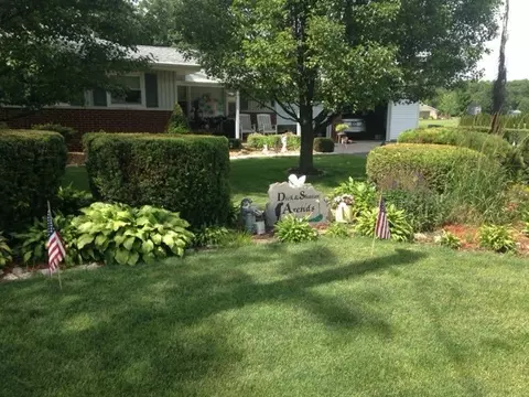 Exterior - 515 E Mann St, Gilman, IL 60938 photo 10 of 13