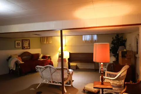 Bedroom - 515 E Mann St, Gilman, IL 60938 photo 5 of 5