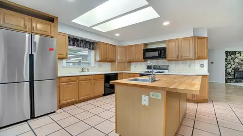 403 Birch Ln, Dixon, IL 61021 photo 13