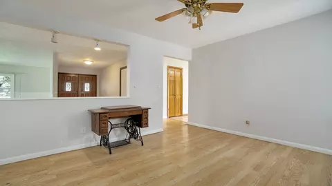 403 Birch Ln, Dixon, IL 61021 photo 10