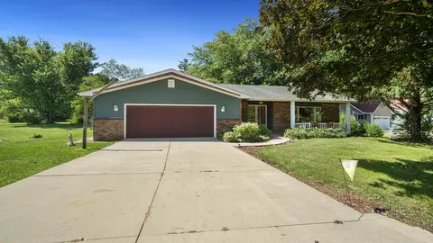 403 Birch Ln, Dixon, IL 61021 photo 39