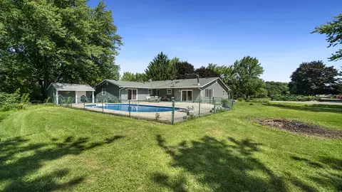 403 Birch Ln, Dixon, IL 61021 photo 31