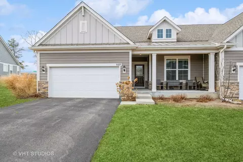107 Costekin Ct, Mundelein, IL 60060