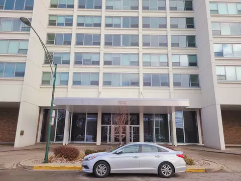 1700 E 56th St #2804, Chicago, IL 60637