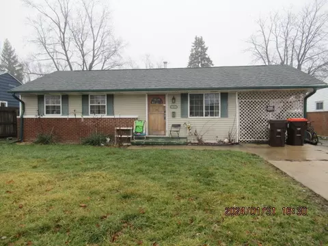 1456 Mather Dr, Rantoul, IL 61866