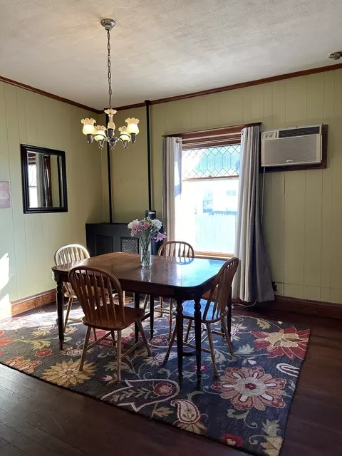 Dining - 511 S Central St, Gilman, IL 60938 photo 2 of 3