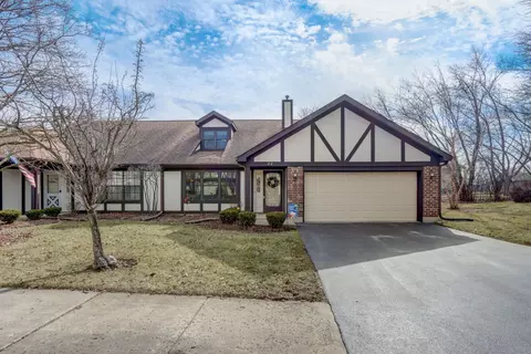 22 Willow Bridge Way, Bloomingdale, IL 60108