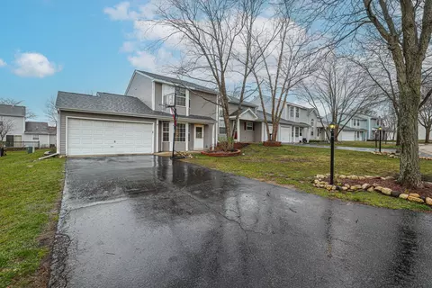 3129 Debra Dr, Island Lake, IL 60042