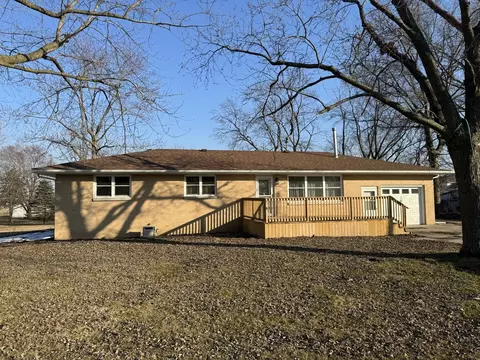 205 N Elm St, Loda, IL 60948