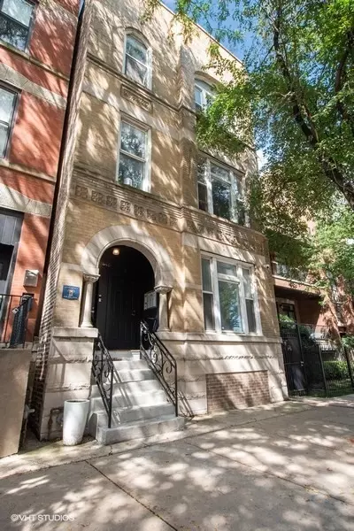 448 N Aberdeen St, Chicago, IL 60642