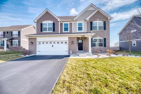 Exterior - 13518 Arborview Cir, Plainfield, IL 60585 photo 3 of 8
