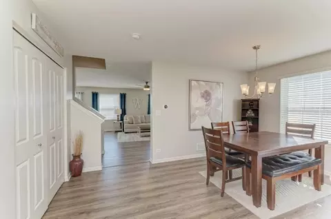 Dining - 13518 Arborview Cir, Plainfield, IL 60585 photo 3 of 6